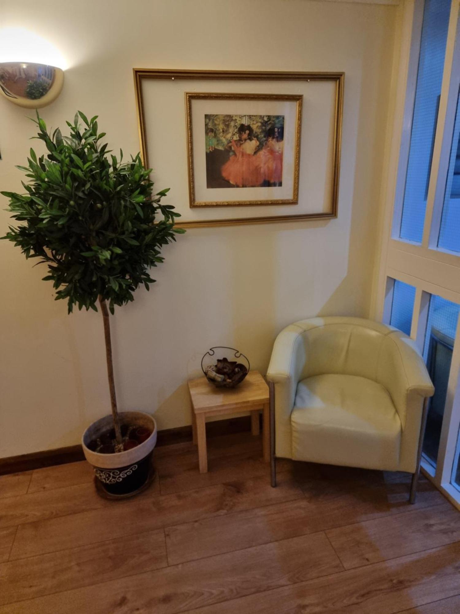 Travel Plaza Hotel Desborough Ngoại thất bức ảnh