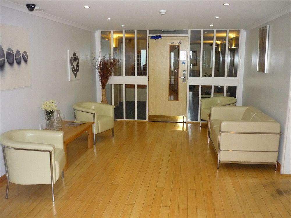 Travel Plaza Hotel Desborough Ngoại thất bức ảnh