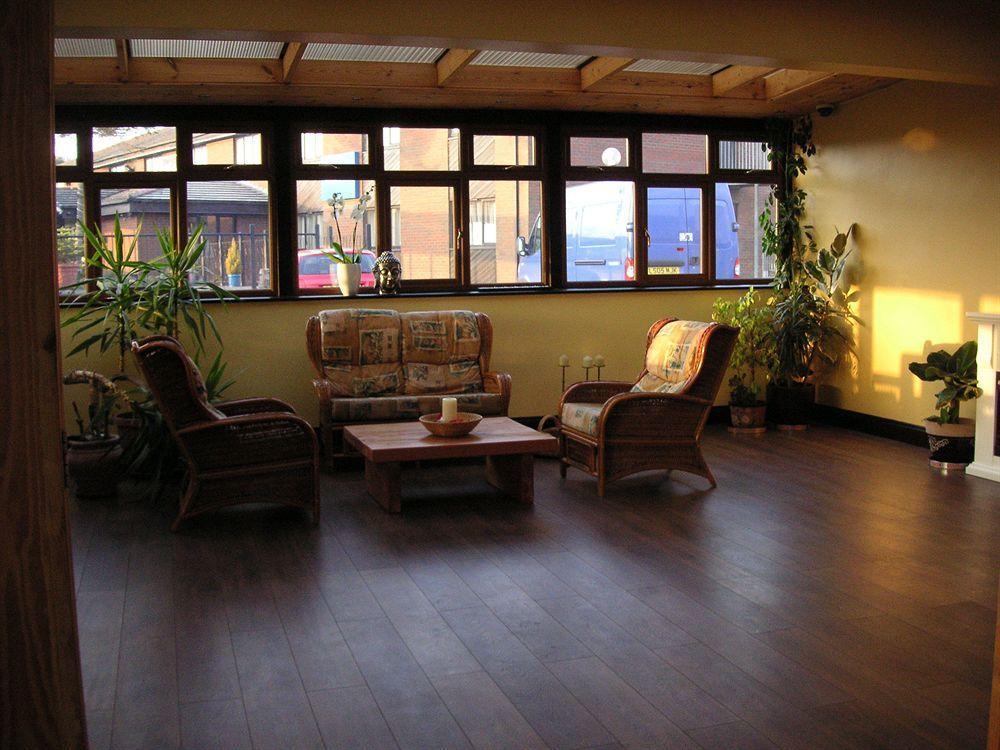 Travel Plaza Hotel Desborough Ngoại thất bức ảnh