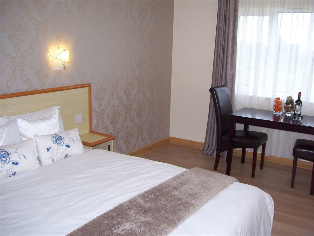 Travel Plaza Hotel Desborough Ngoại thất bức ảnh