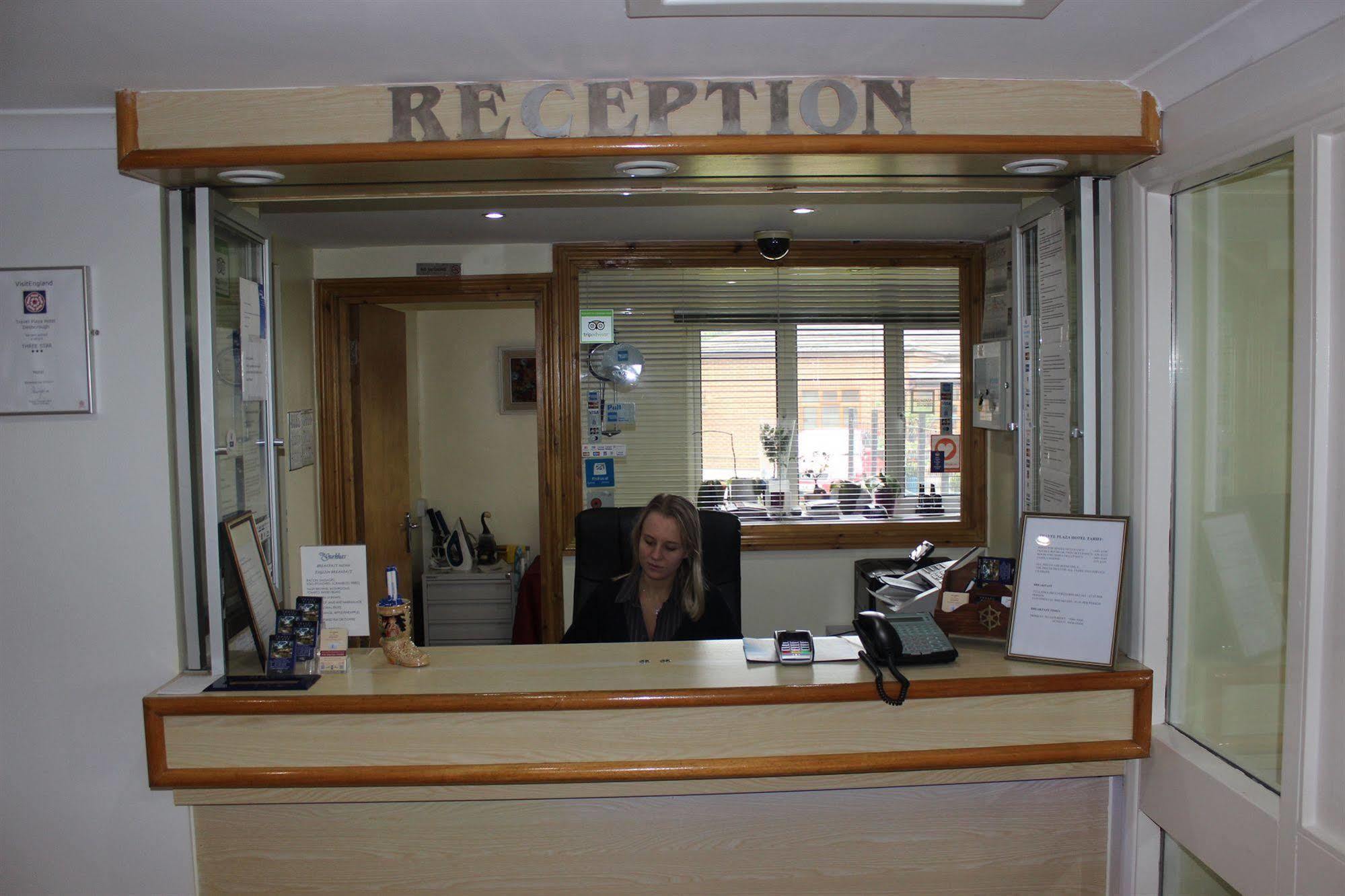 Travel Plaza Hotel Desborough Ngoại thất bức ảnh